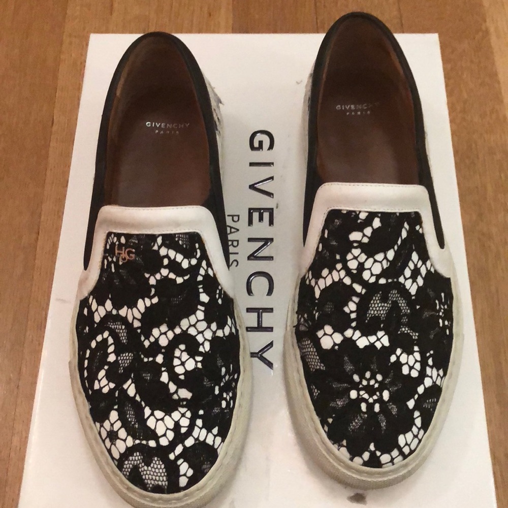 Givenchy skate lace slide